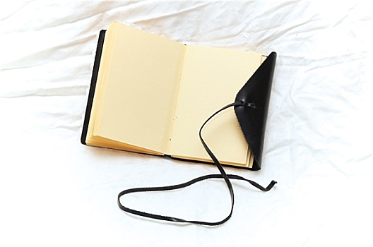 如何校正显示器的暗淡色彩