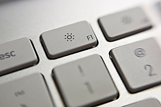 win8使用光驱刻录光盘时右键菜单没有刻录功能怎么办