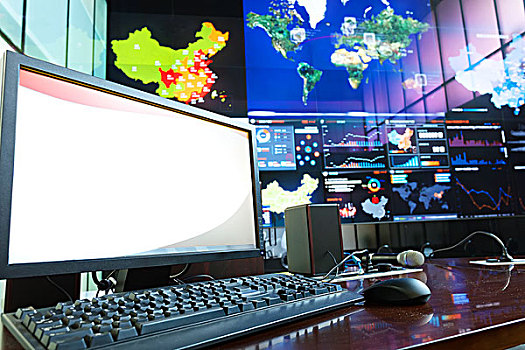 屏幕有黑边且调分辨率也无法解决该怎么办